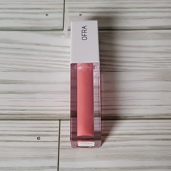 Ofra Lip Gloss Love  - Picture 2 of 6